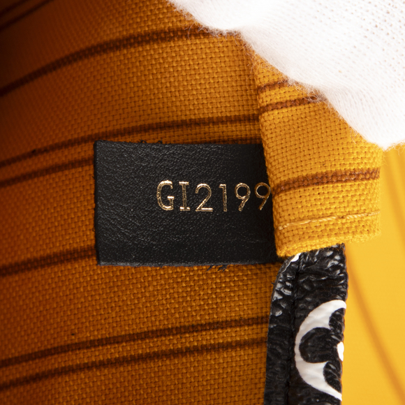 Louis Vuitton Ltd. Ed. Jungle Neverfull MM - Picture 9 of 9